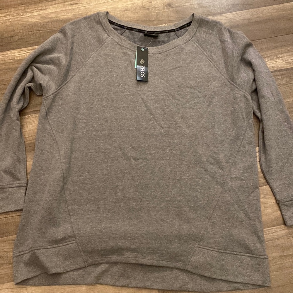 Zelos nwt shirt